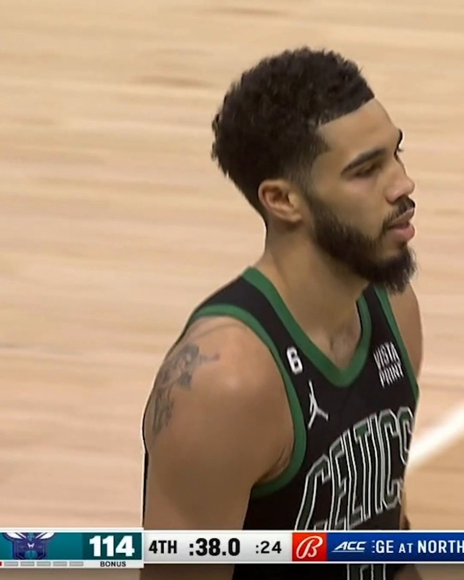 欧锦赛神仙打架！申京大战约老师，申京完胜！